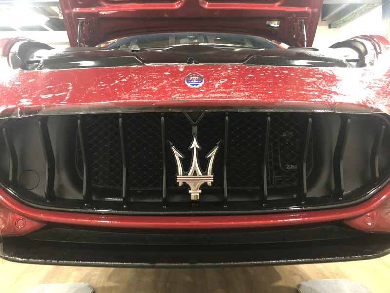 Trabajo de PPF Maserati Gran Cabrio PPF (1)